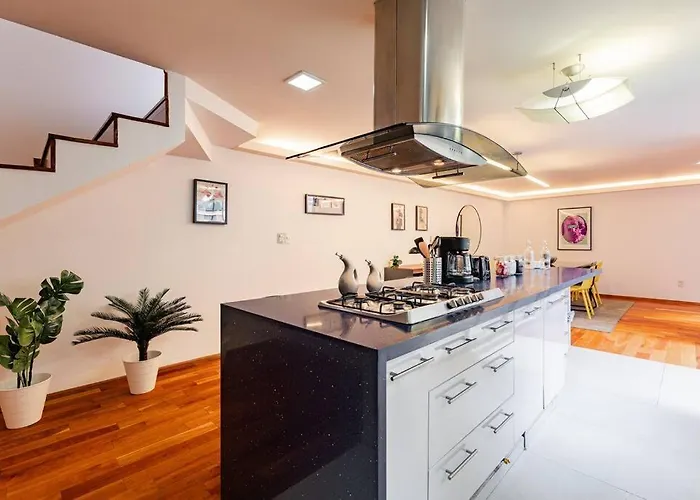 Apartamento Stylish With Private Roof & Jacuzzi *